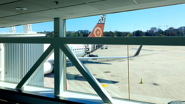 Review: Sydney to Suva QF343 / FJ940