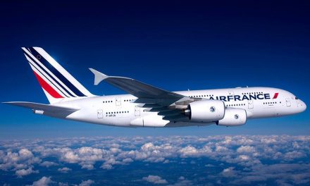 Air France A380 Engine disintegrates over Atlantic