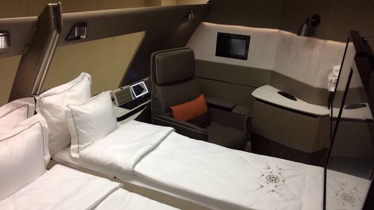 UPDATED Even more leaked photos of new Singapore Airlines First Class Suites. Squeal!