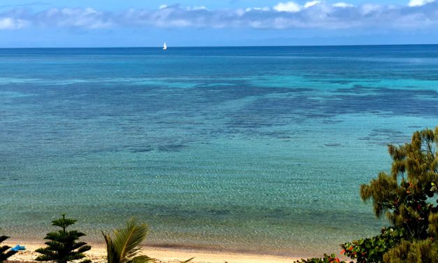 QANTAS: Nouméa points planes – every seat redeemable for points
