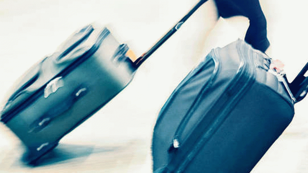 QANTAS I hate your bagtags and automated bag drop 2PAXfly Travel