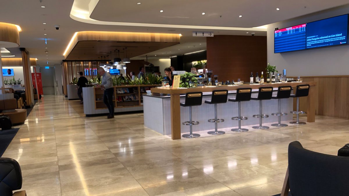 First Impressions Qantas Perth Business Lounge 2PAXfly Travel News
