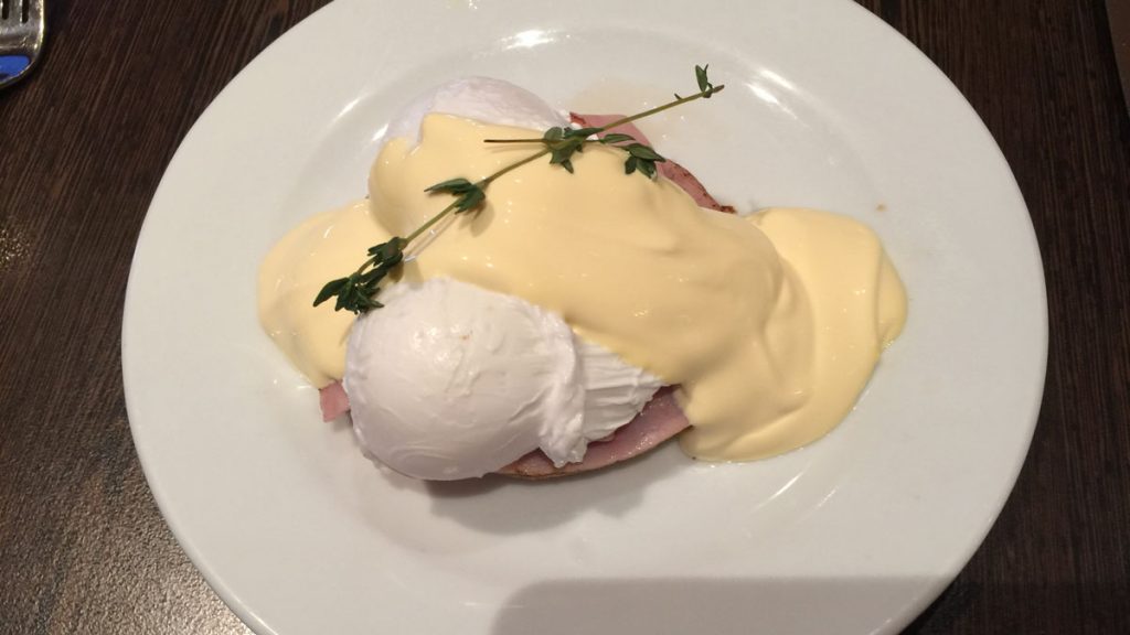 a plate of food with a white sauce