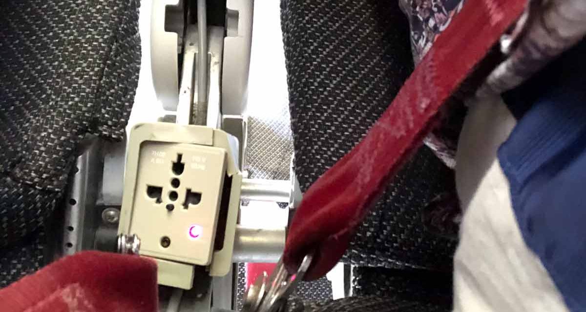 EMIRATES: Bans power bank use onboard from 1 October 2025