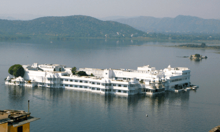 QANTAS: Taj hotel discounts for frequent flyers, with future status match