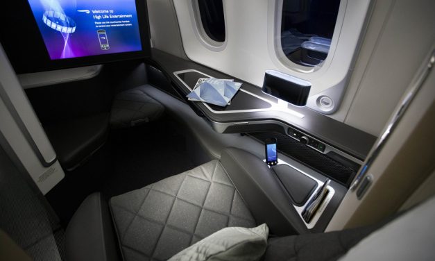 British Airways: Sliding doors for First Class in new 777-300ER planes