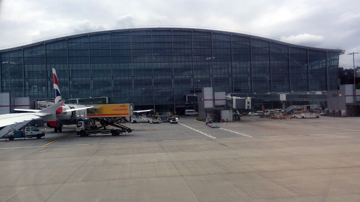 a large building with a lot of windows