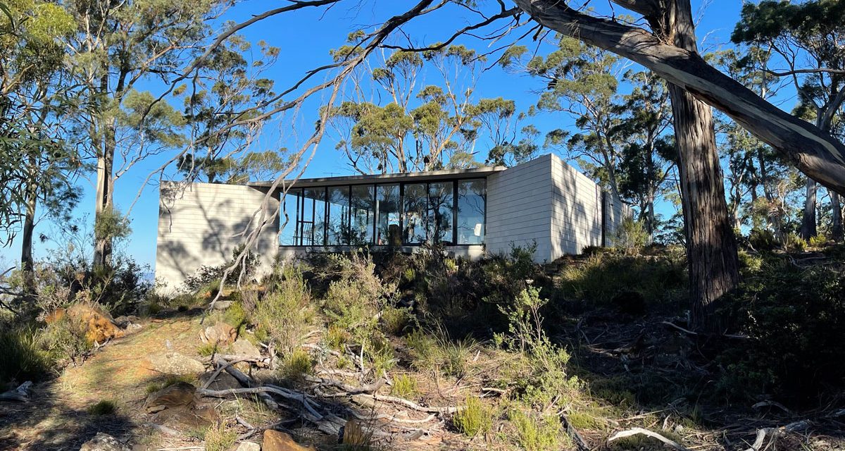 HOTEL REVIEW: Rocky Hills Retreat, Tasmania – in 8 pictures