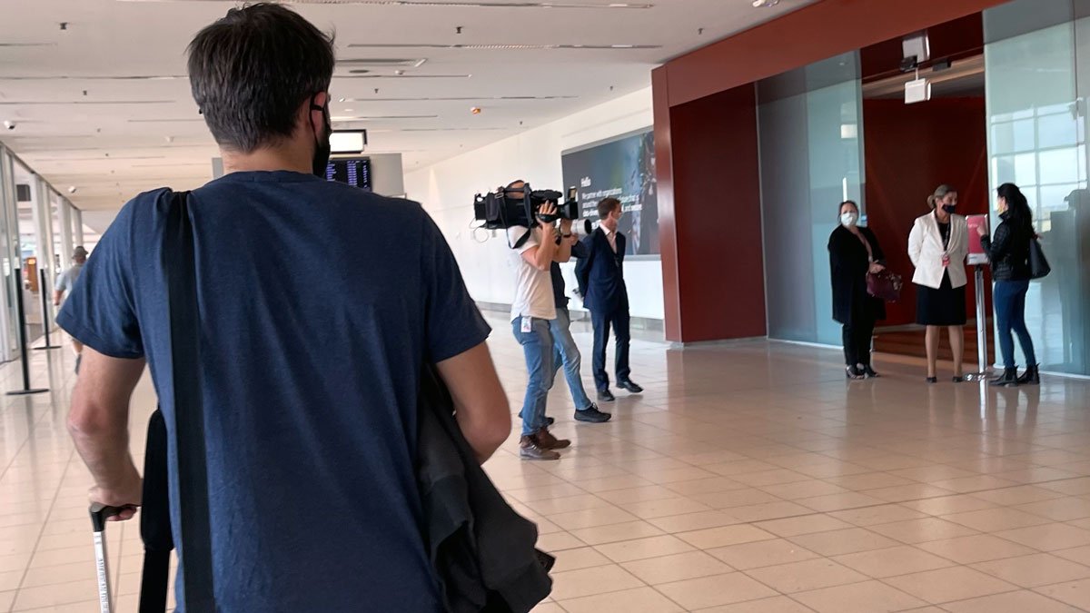 Media outside Adelaide Qantas Lounge 2022