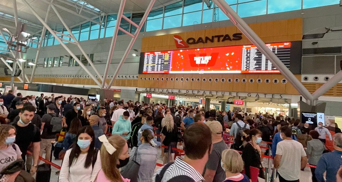 Sydney Airport: Chaos at all three terminals last night and today