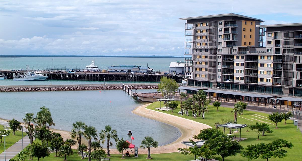 QANTAS: Dumped baggage in Darwin causes Perth stopover re-launch