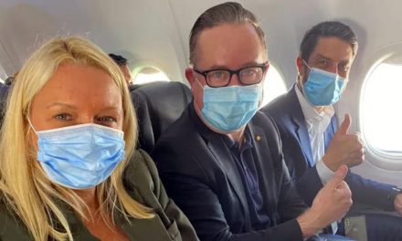 QANTAS: Dropping mask requirement on some international flights