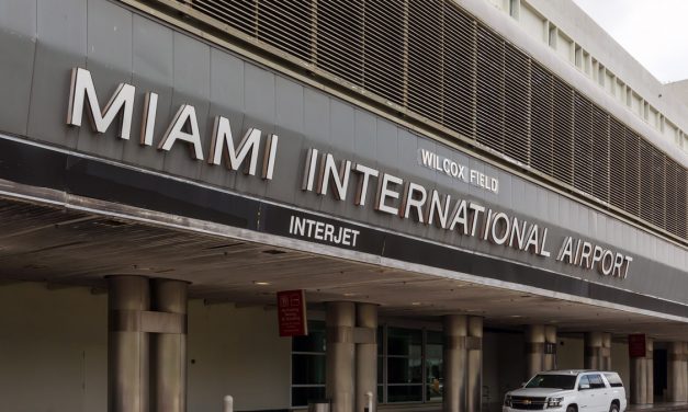 AMERICAN AIRLINES: Passenger Faces Criminal Charges After Outburst at Miami International Airport
