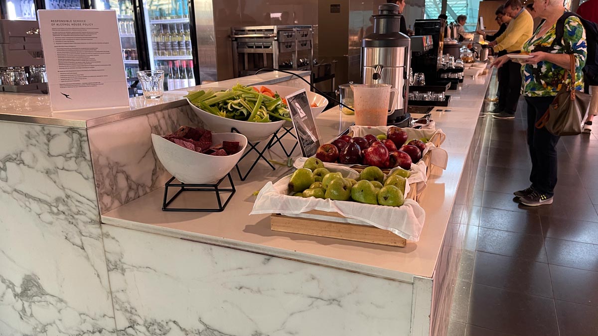 Pears and apples, unless you wanted celery or carrot sticks for breakfast at Qantas Sydney Business Lounge [Schuetz/2PAXfly]