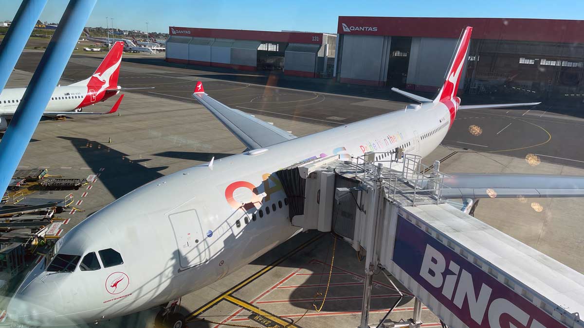 Qantas Pride Plane at Sydney Airport Terminal 3 2023 [Schuetz/2PAXfly]