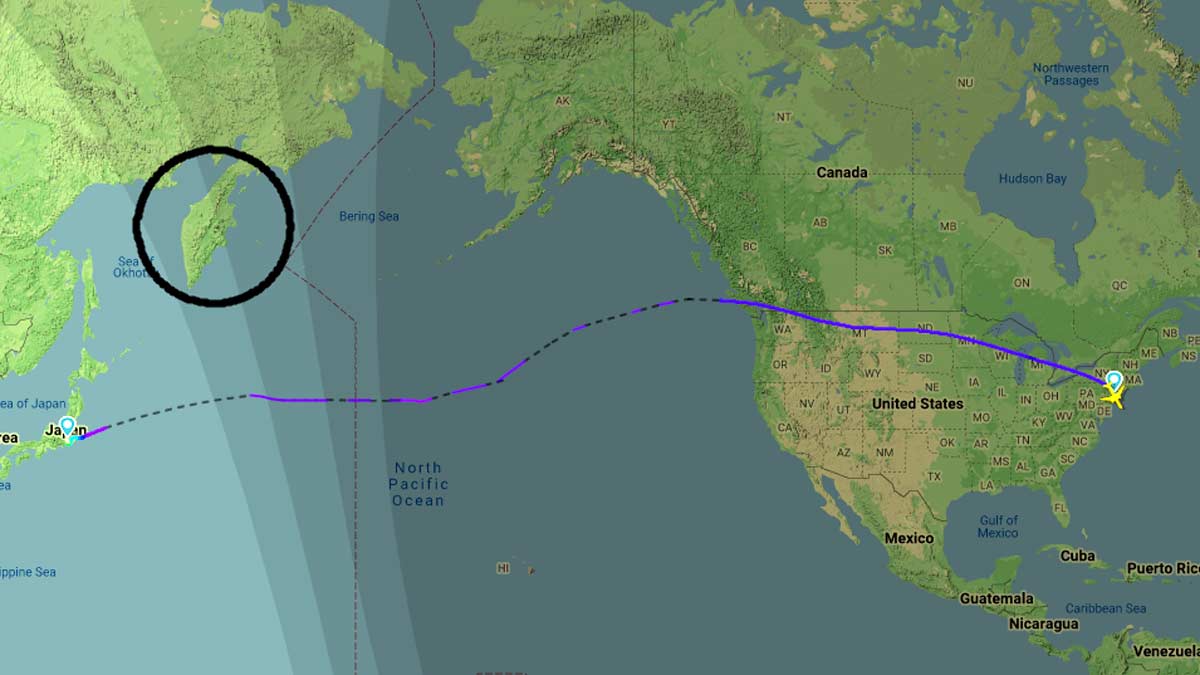 ANA flight NH189, flight path 2 November 2023 to avoid volcano ash cloud [2PAXfly/flightradar24]