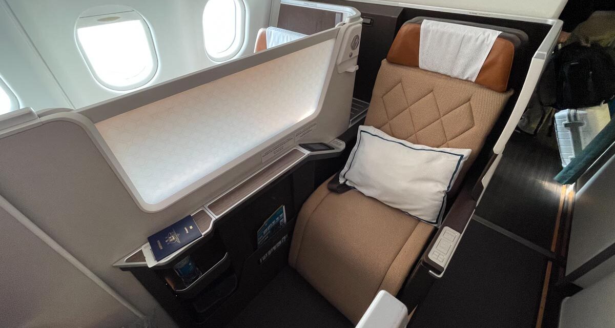 TRIP REPORT: I just booked a 7+ hour trip in Business in a Boeing 737 MAX on Oman Air. Am I mad?