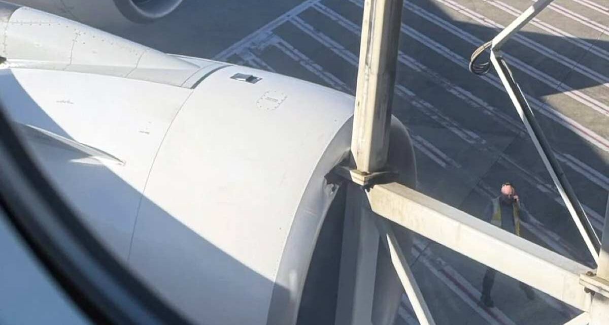 QANTAS: Aerobridge crashes into A380 causing 21 hour delay to Johannesburg flight