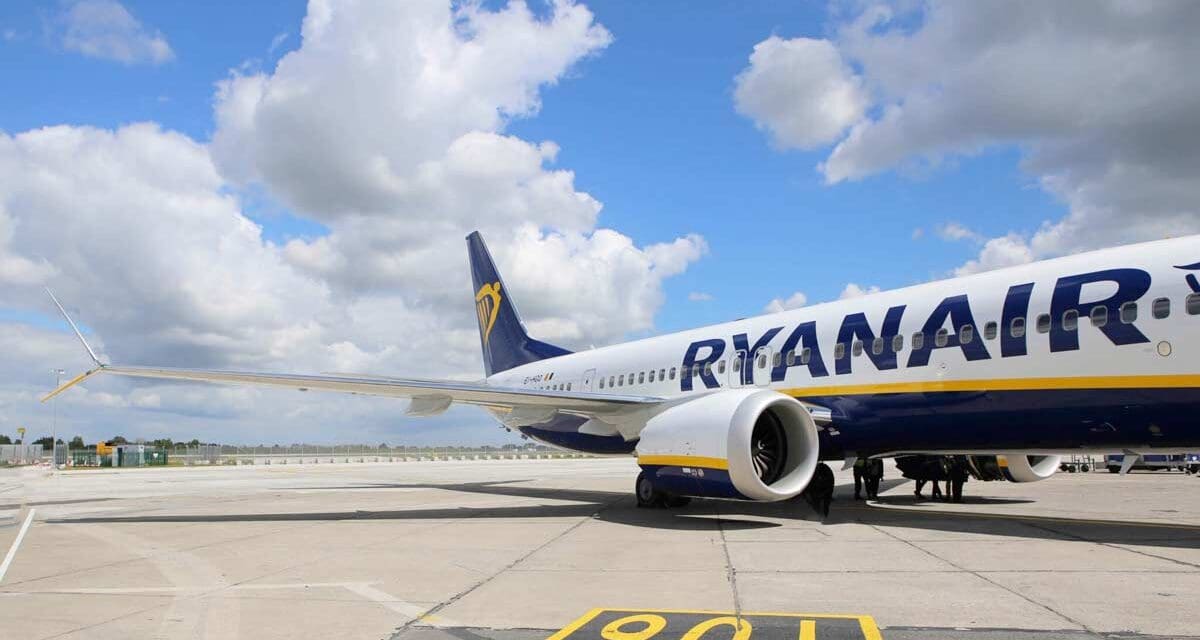 RYANAIR: 100% digital boarding passes from November 12