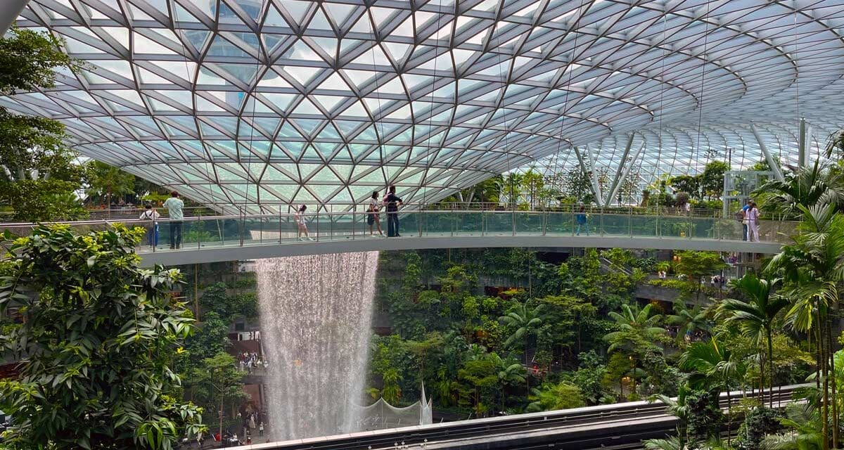 SINGAPORE: Green flying comes with a COST —  Singapore slaps SAF levy on airfares