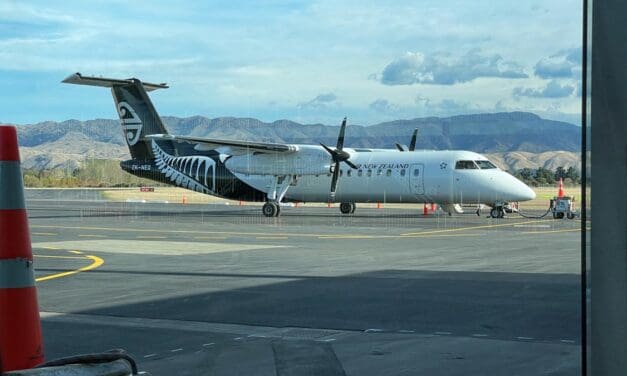 NEW ZEALAND: Flight from Blenheim to Wellington on Air New Zealand